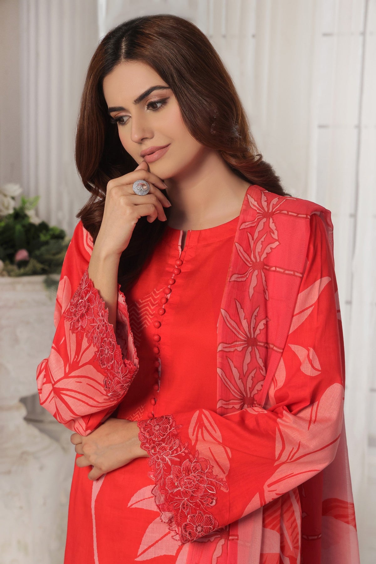 ZAFINA-Embroidered 3pc