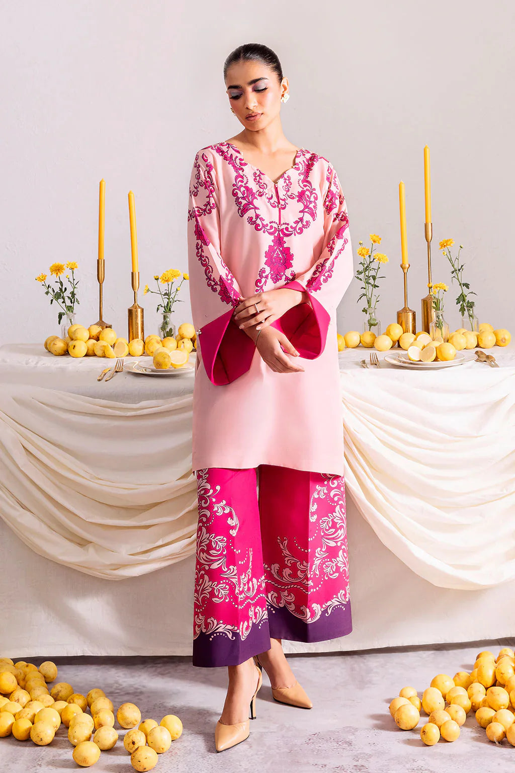 Ambal 2pc Velvet Stitched