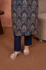 Sapphire Regency-Embroidered 2pc