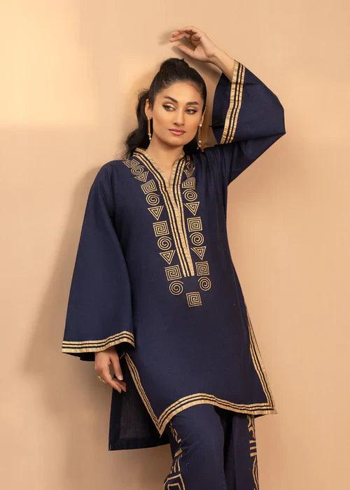 ARCANE THREADS WITH FREE PYRAMID HAND BAG