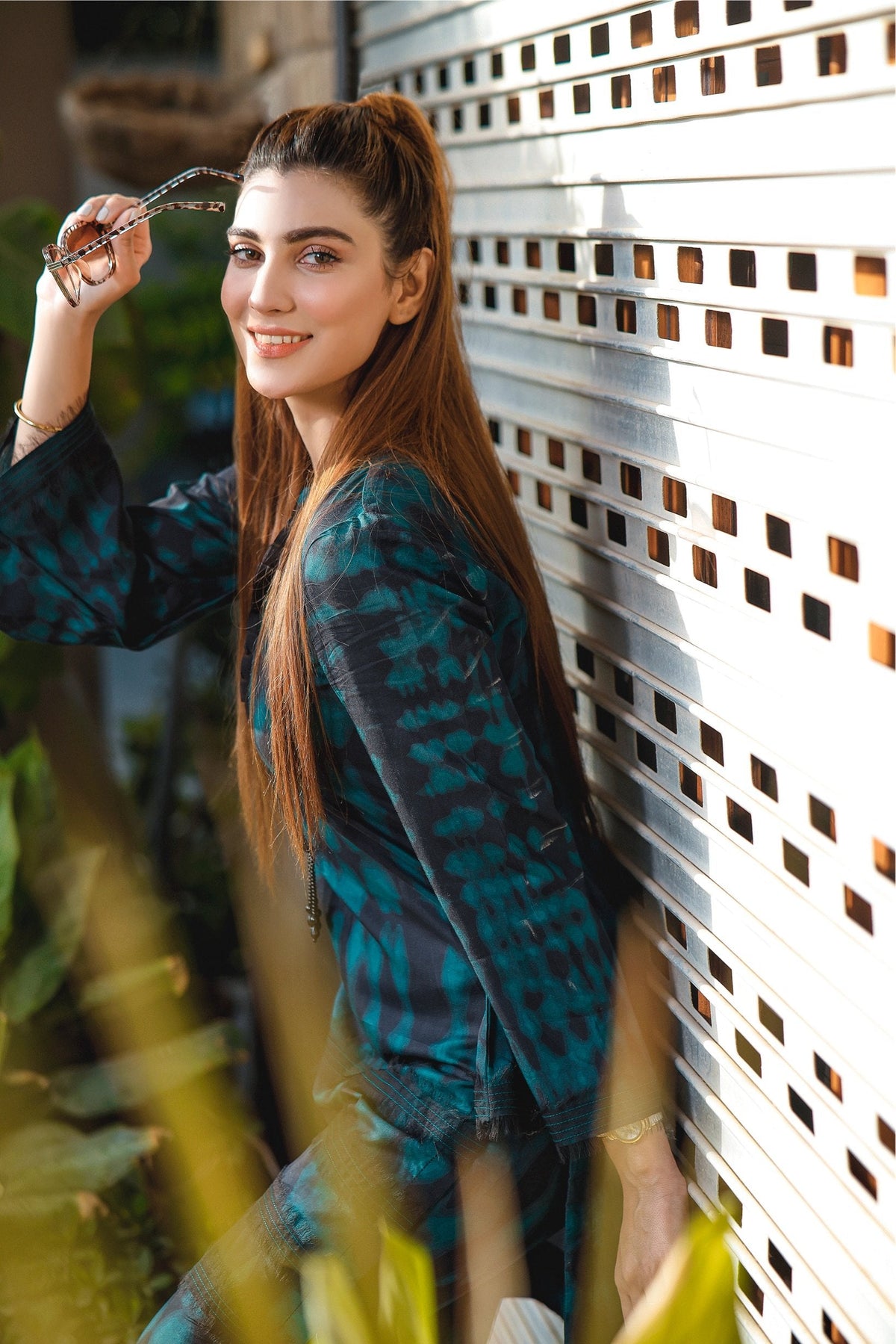 feathers.pk DARK NIGHT-NJV065