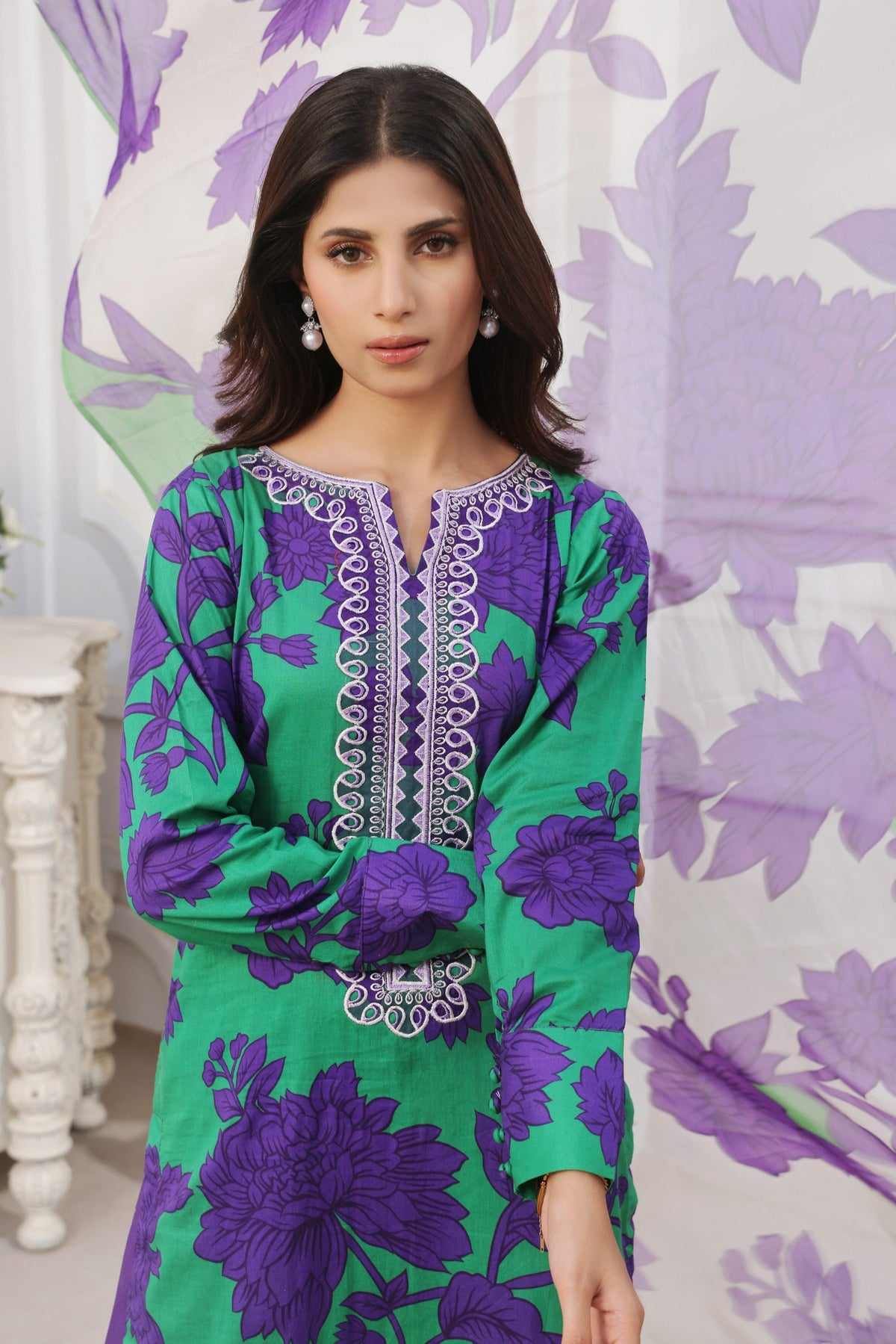 LAVIRA-Embroidered 3pc