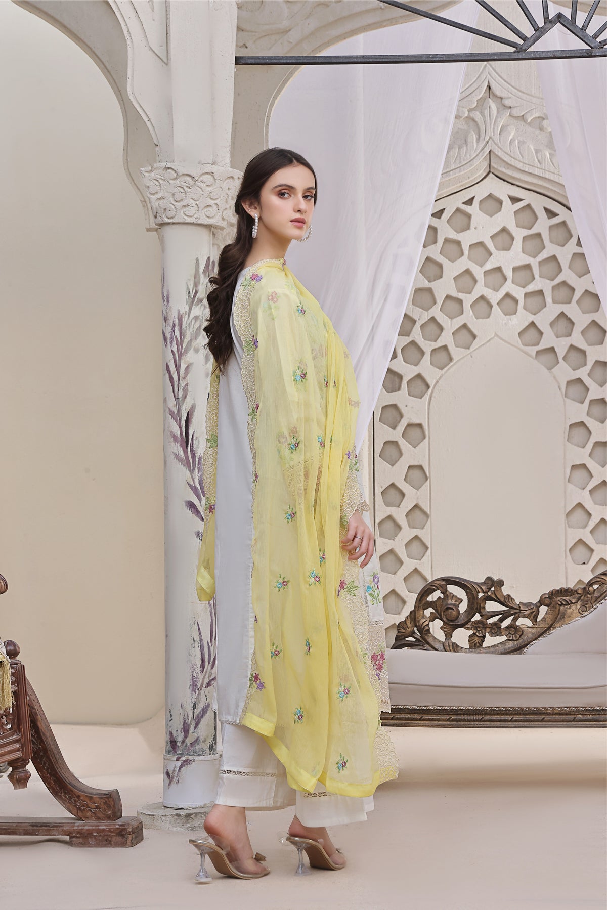 ZEENAT-FT342
