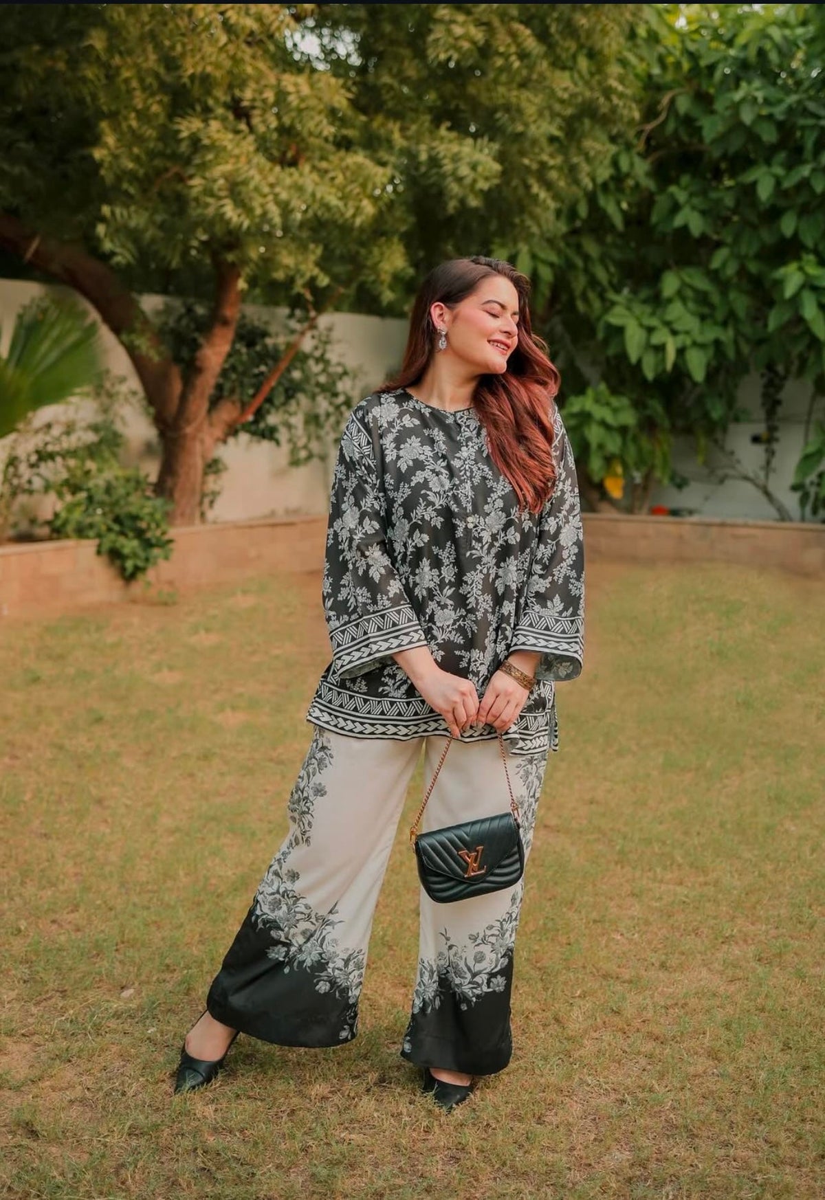 DILRUBA TRENDING ARTICLE 2PC STITCHED