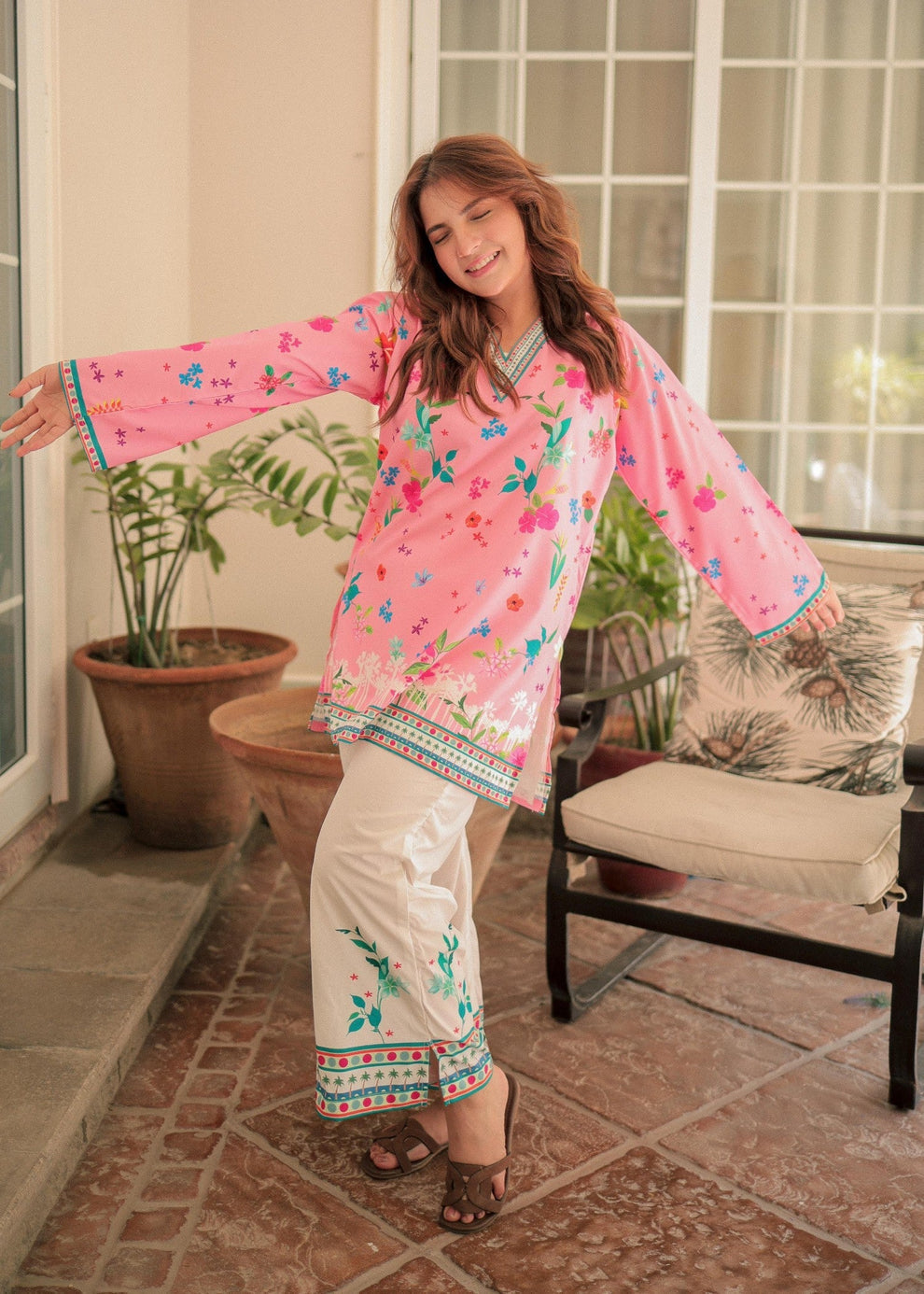 Almira 2pc Stitched